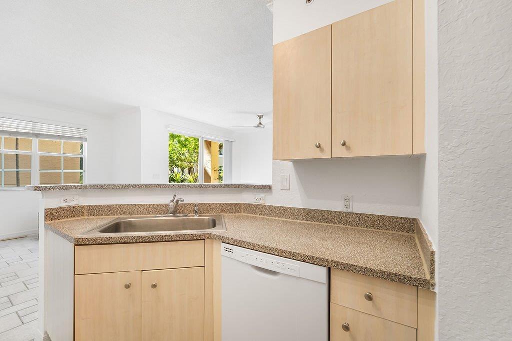 1805 N Flagler Drive 108