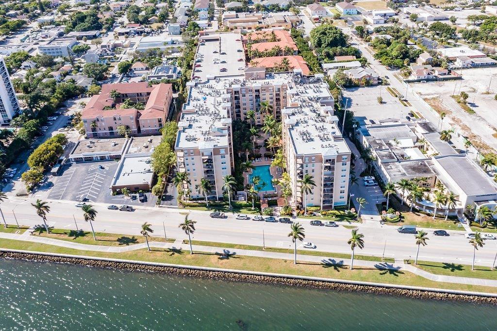 1805 N Flagler Drive 108