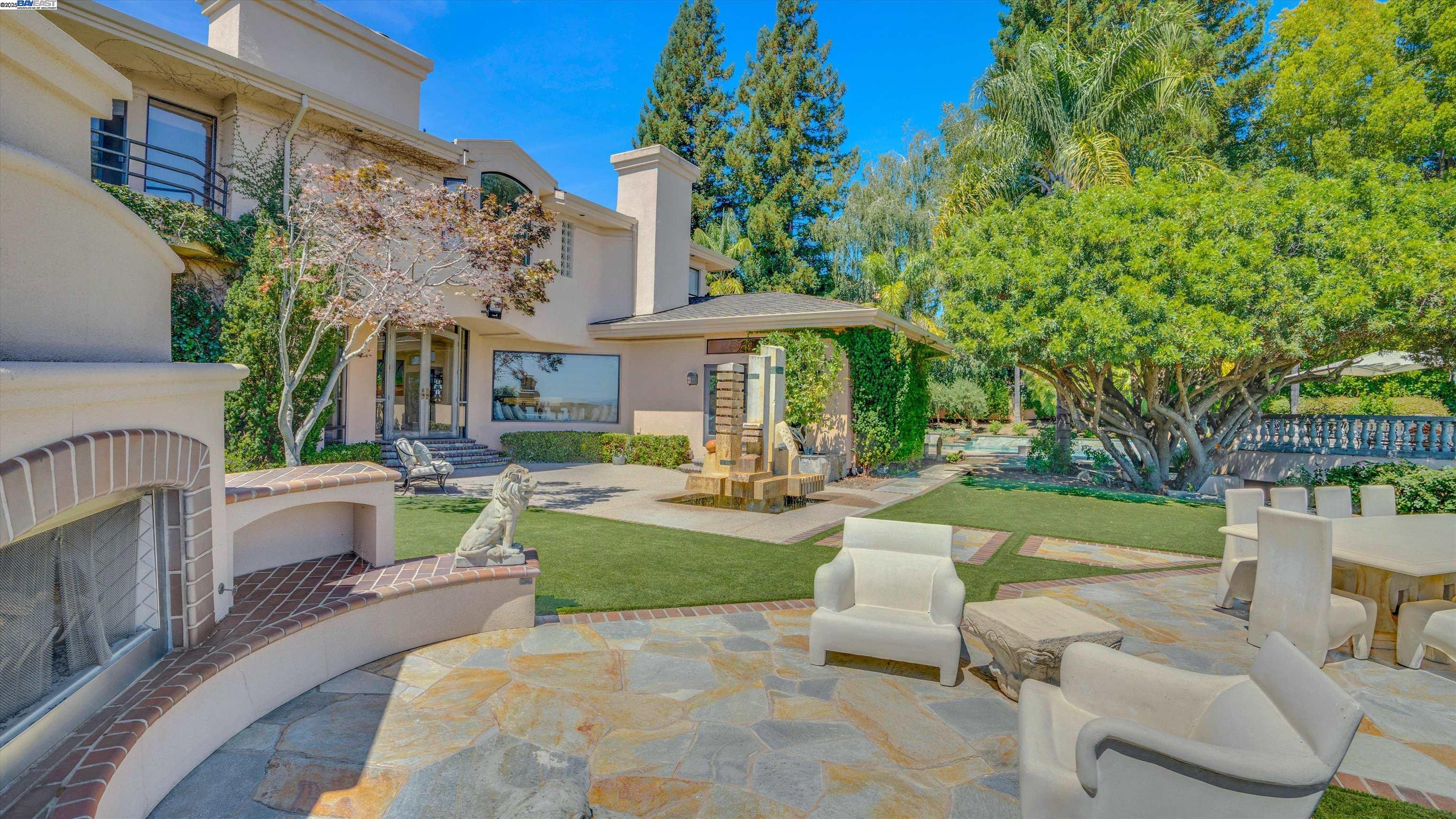 4478 Deer Ridge Road
