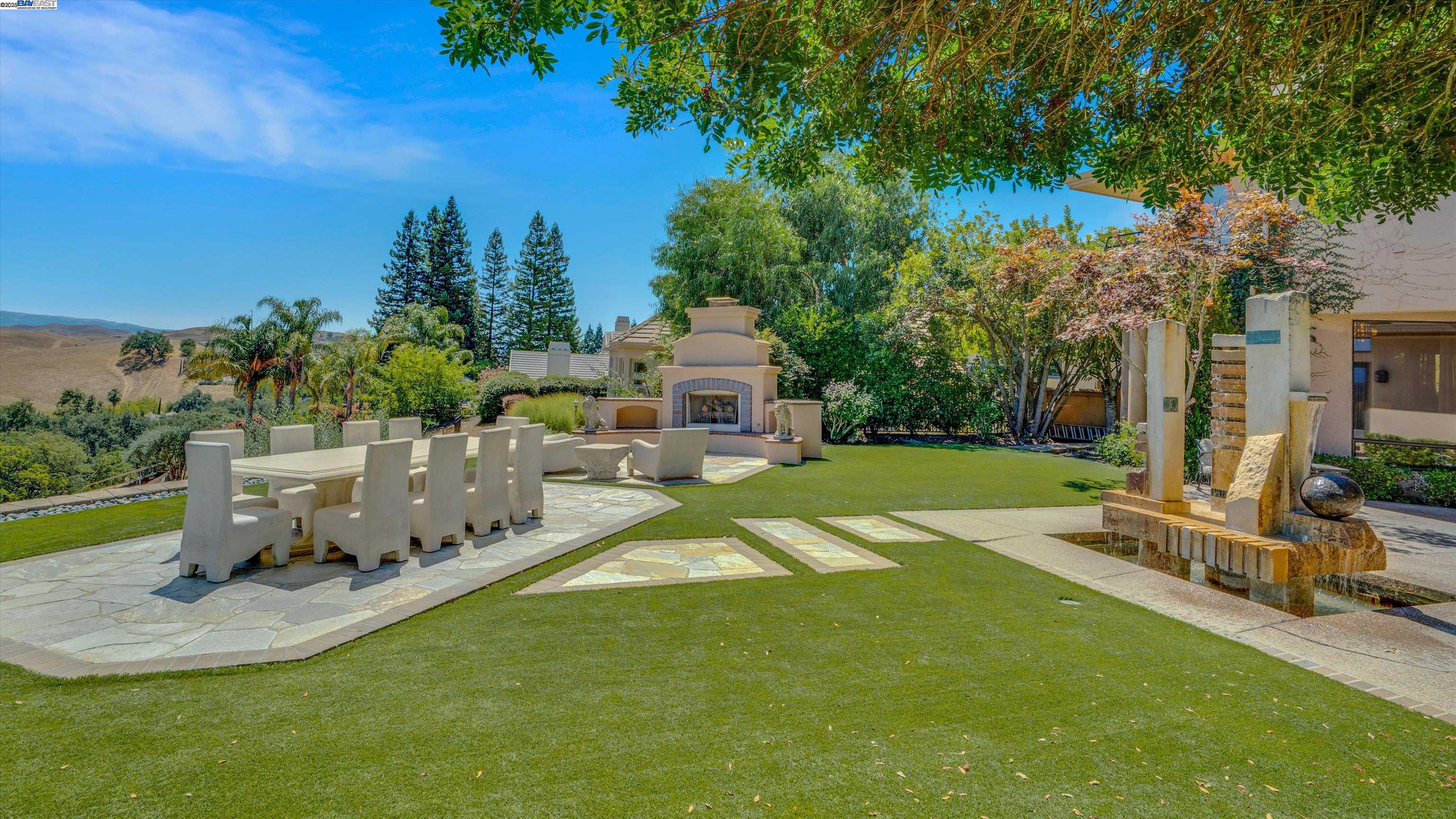 4478 Deer Ridge Road
