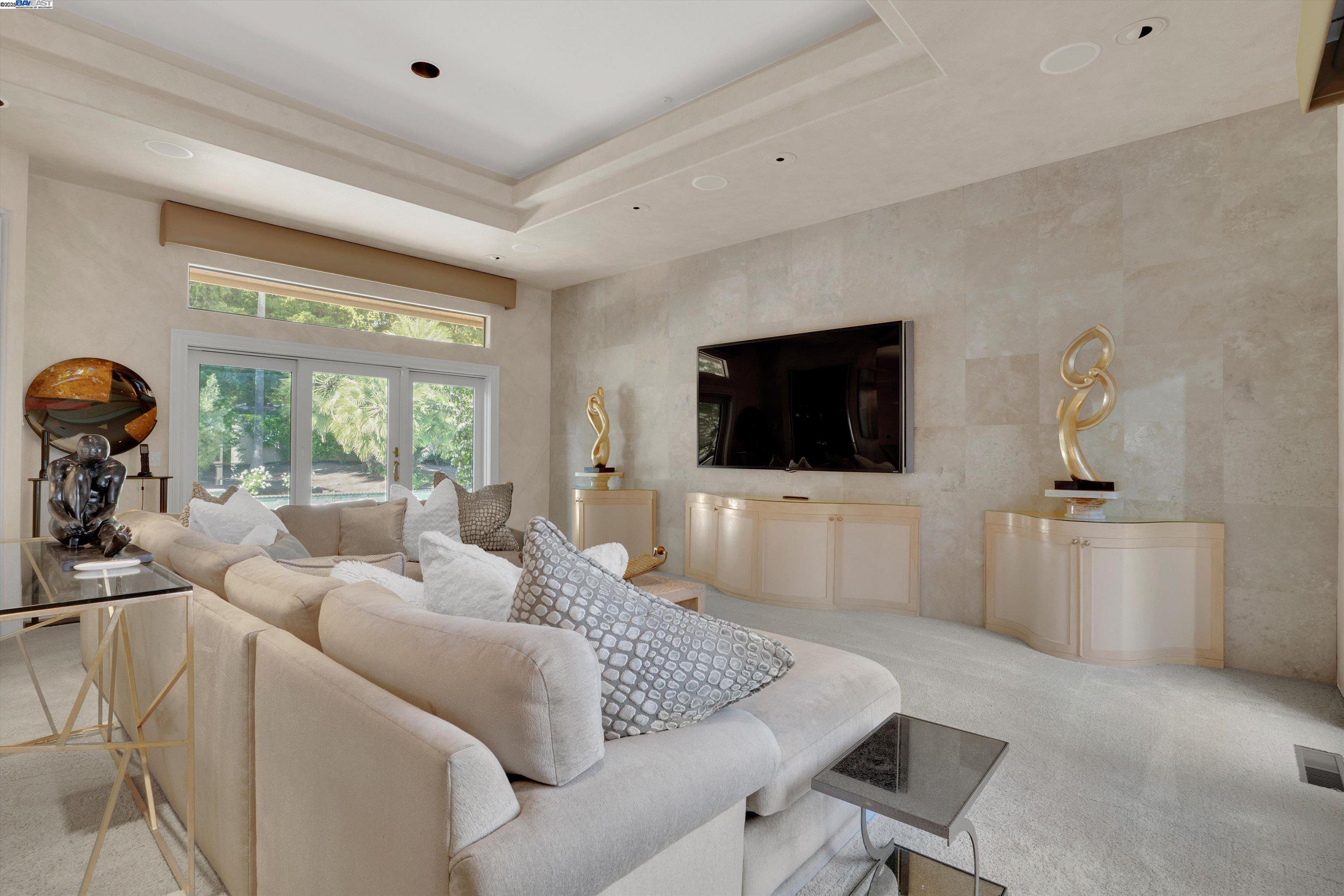 4478 Deer Ridge Road