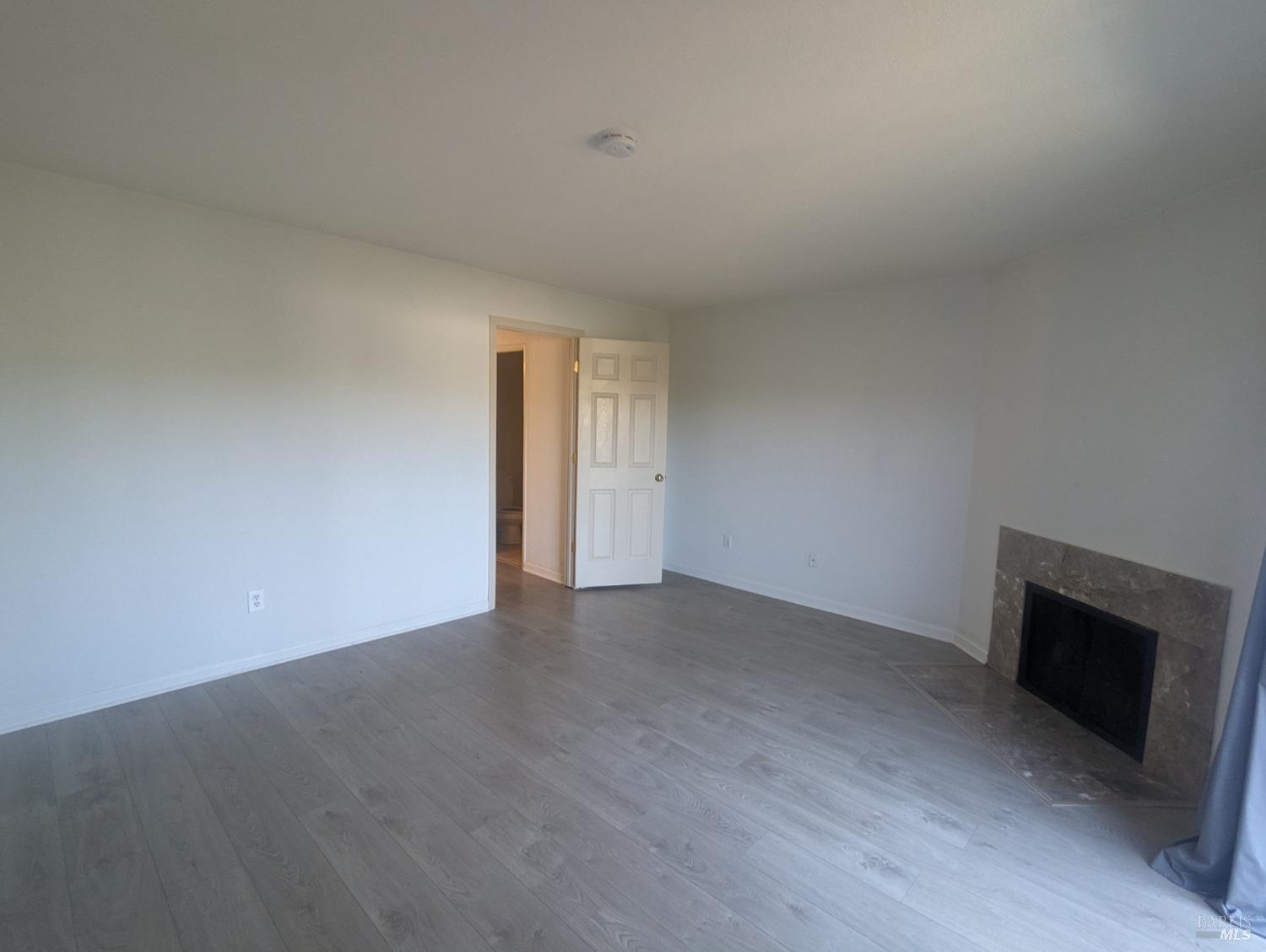 100 Marin Center Drive Unit: #5