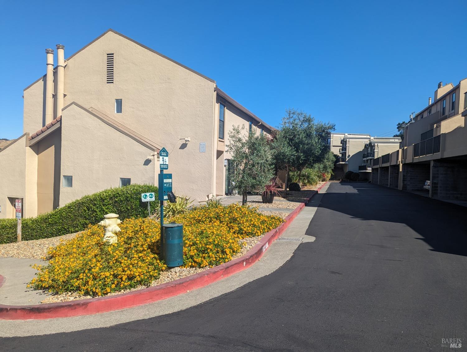 100 Marin Center Drive Unit: #5