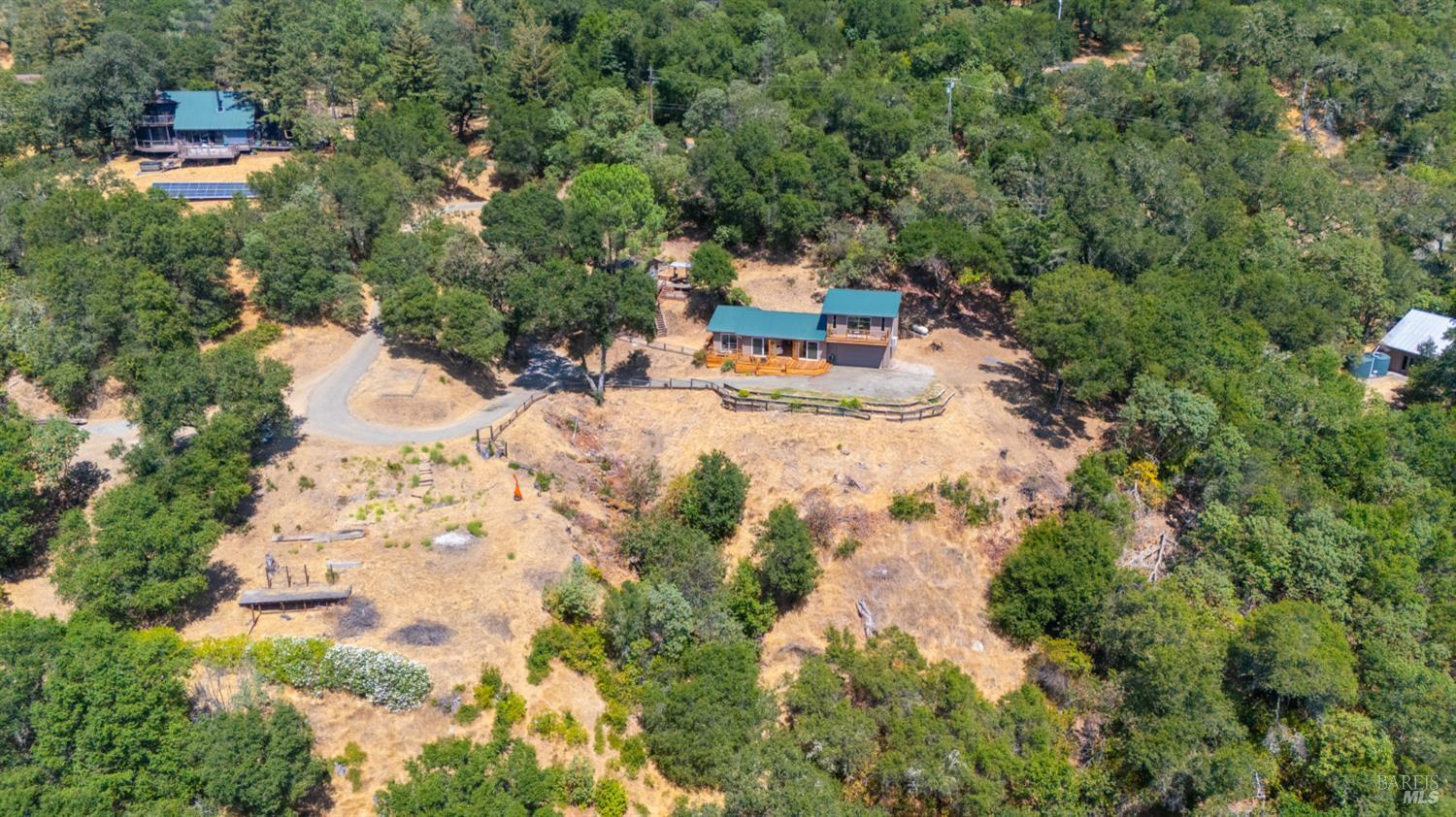 26889 Toyon Ln