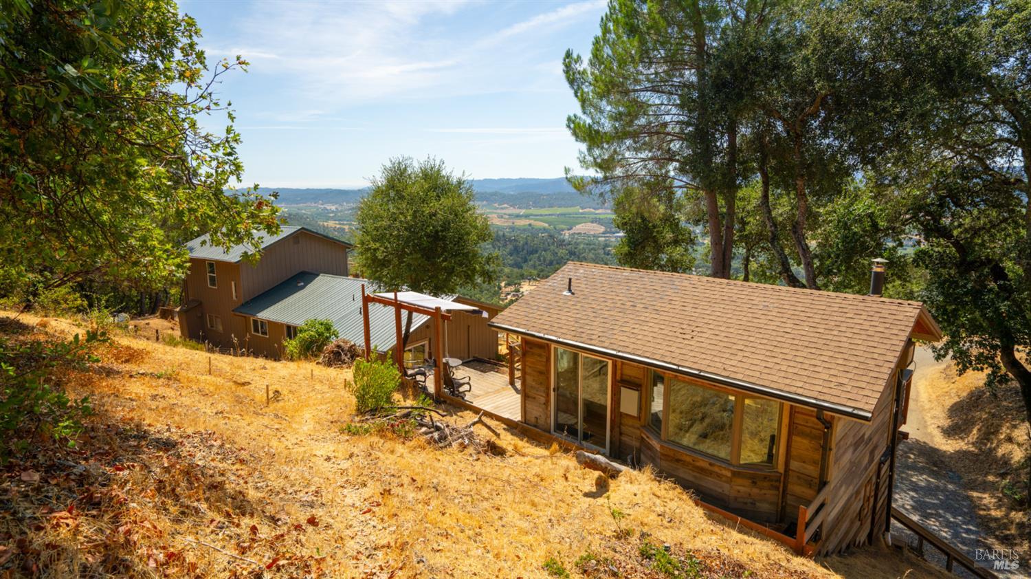 26889 Toyon Ln