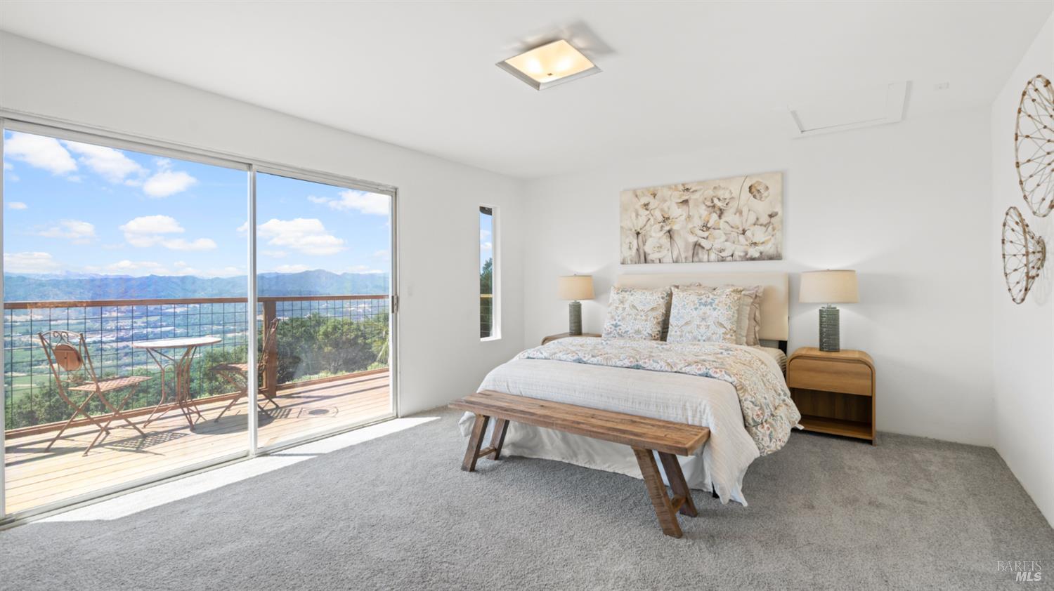 26889 Toyon Ln