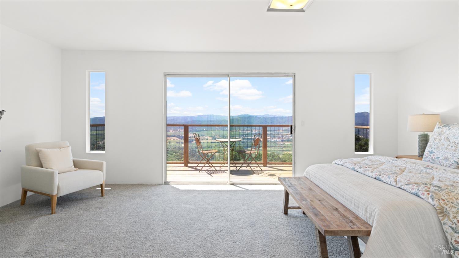 26889 Toyon Ln