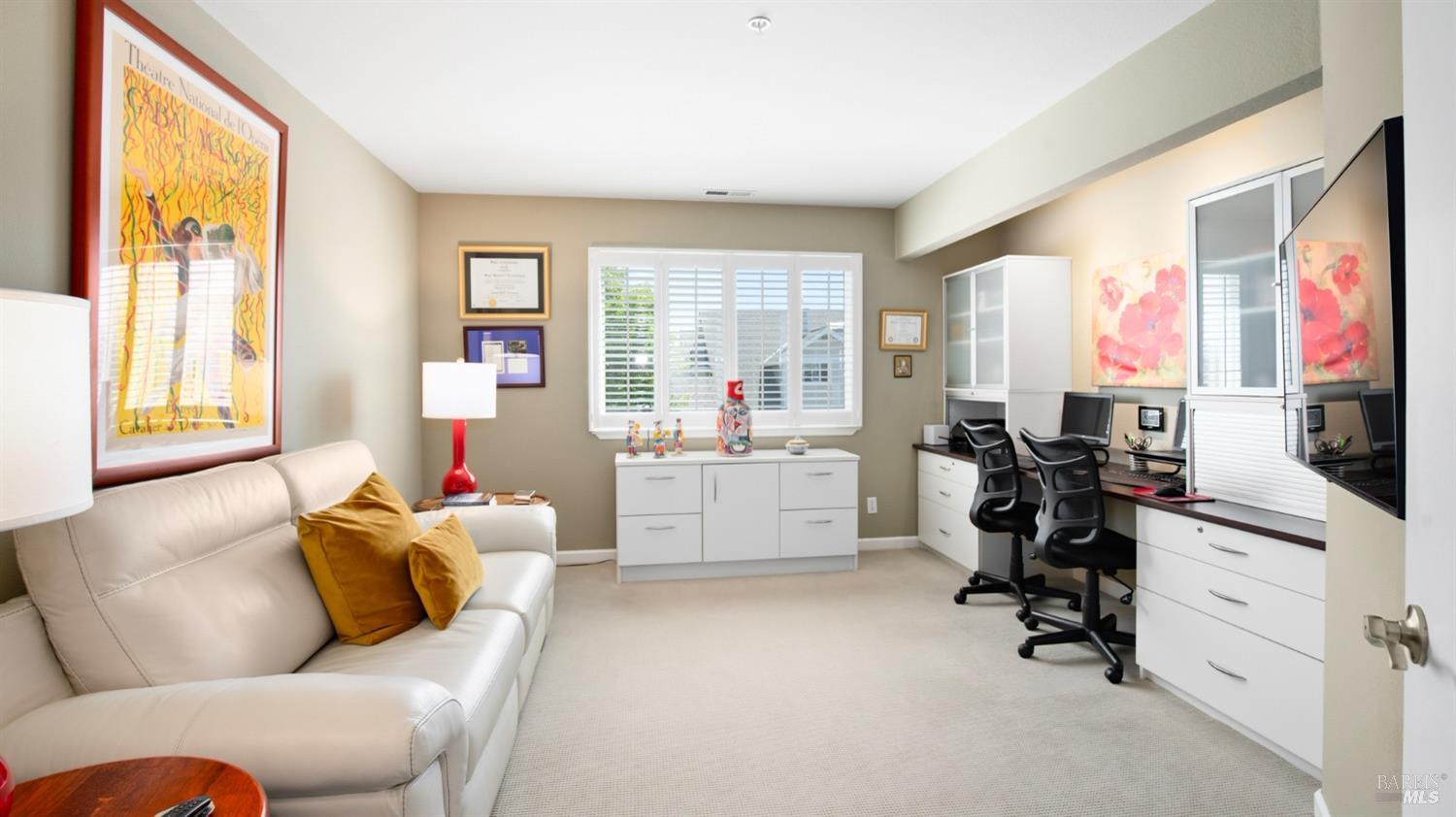 80 Baypoint Dr