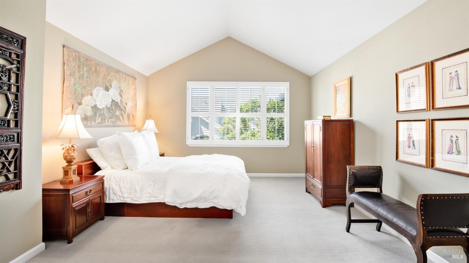 80 Baypoint Dr
