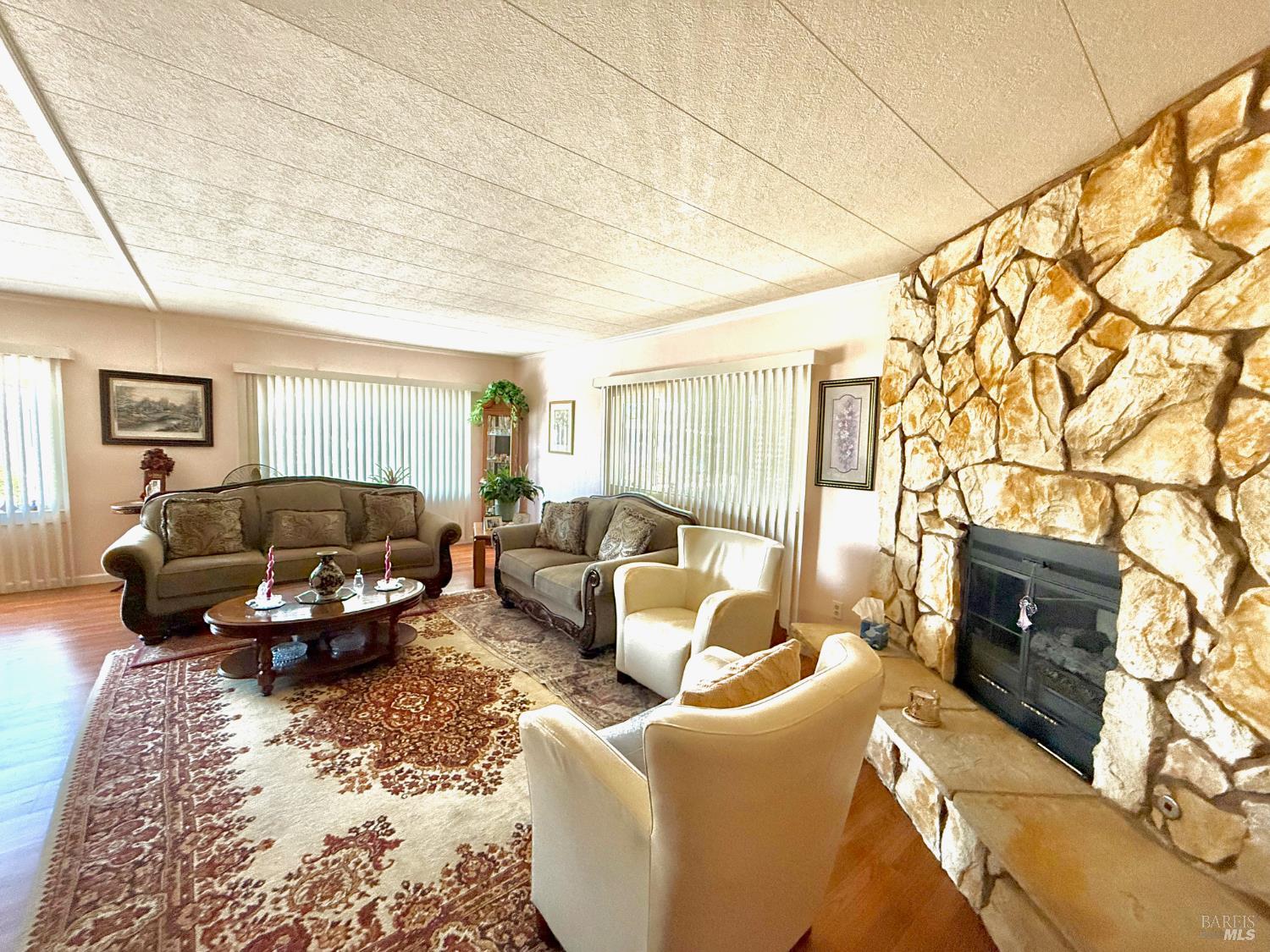 83 Somerset Drive