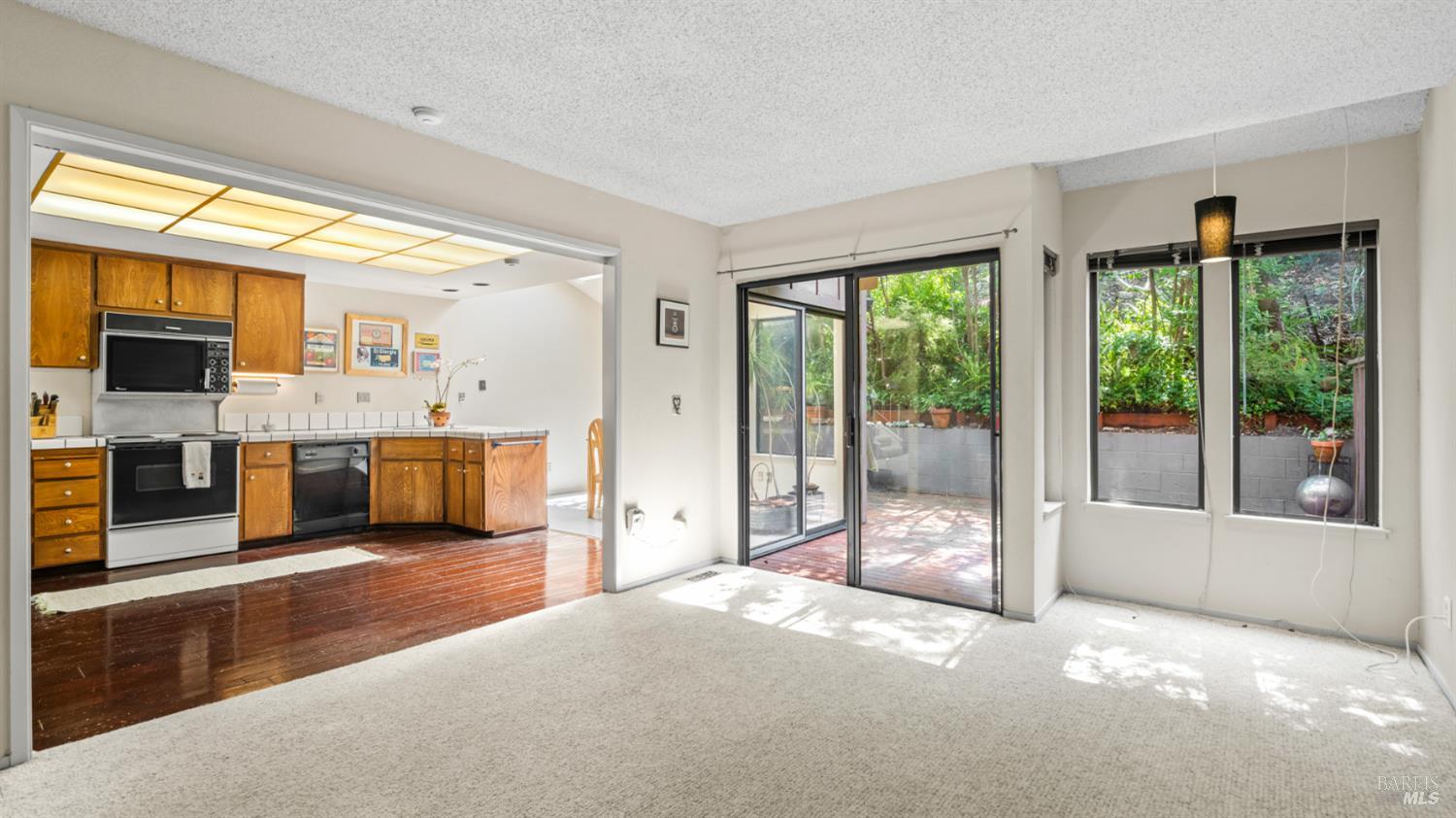 16 Elegant Tern Rd