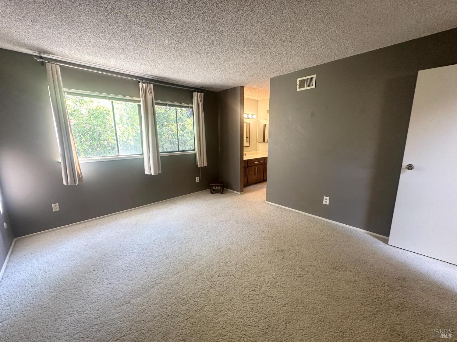 16 Elegant Tern Rd