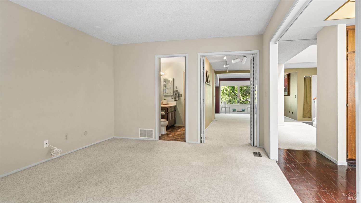 16 Elegant Tern Rd