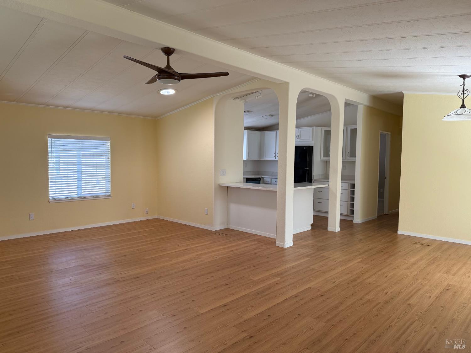 1548 Royal Oaks Drive