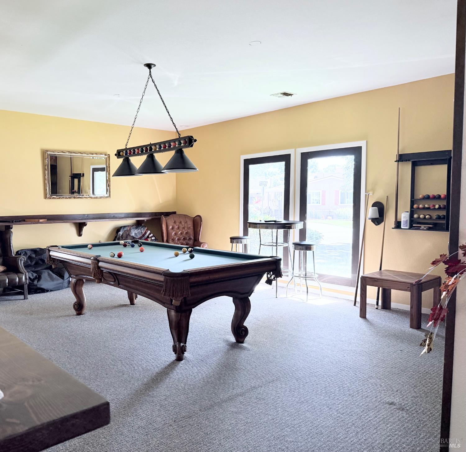 1548 Royal Oaks Drive