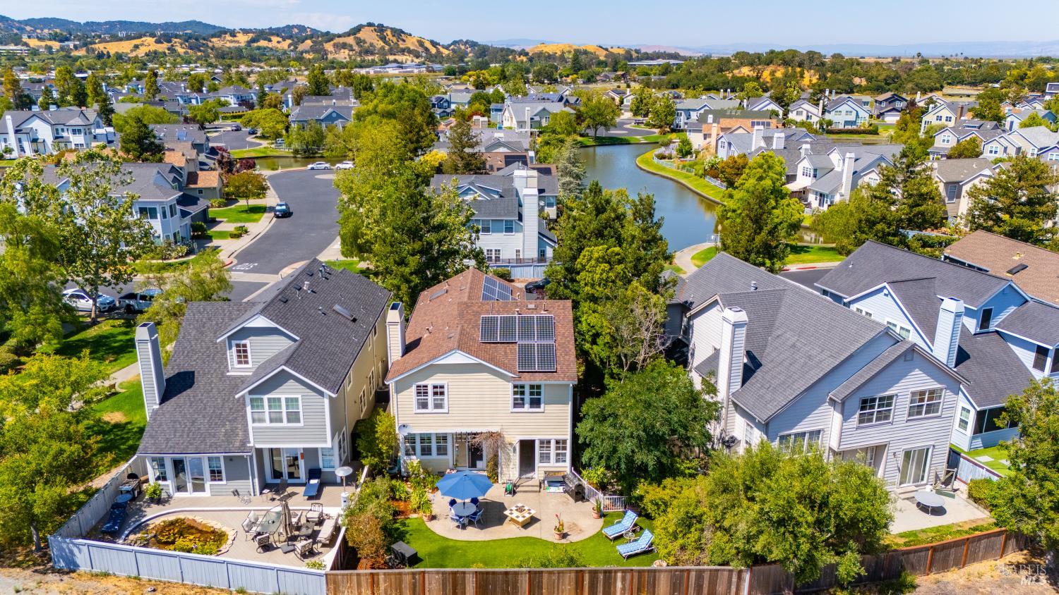 56 Waterside Cir