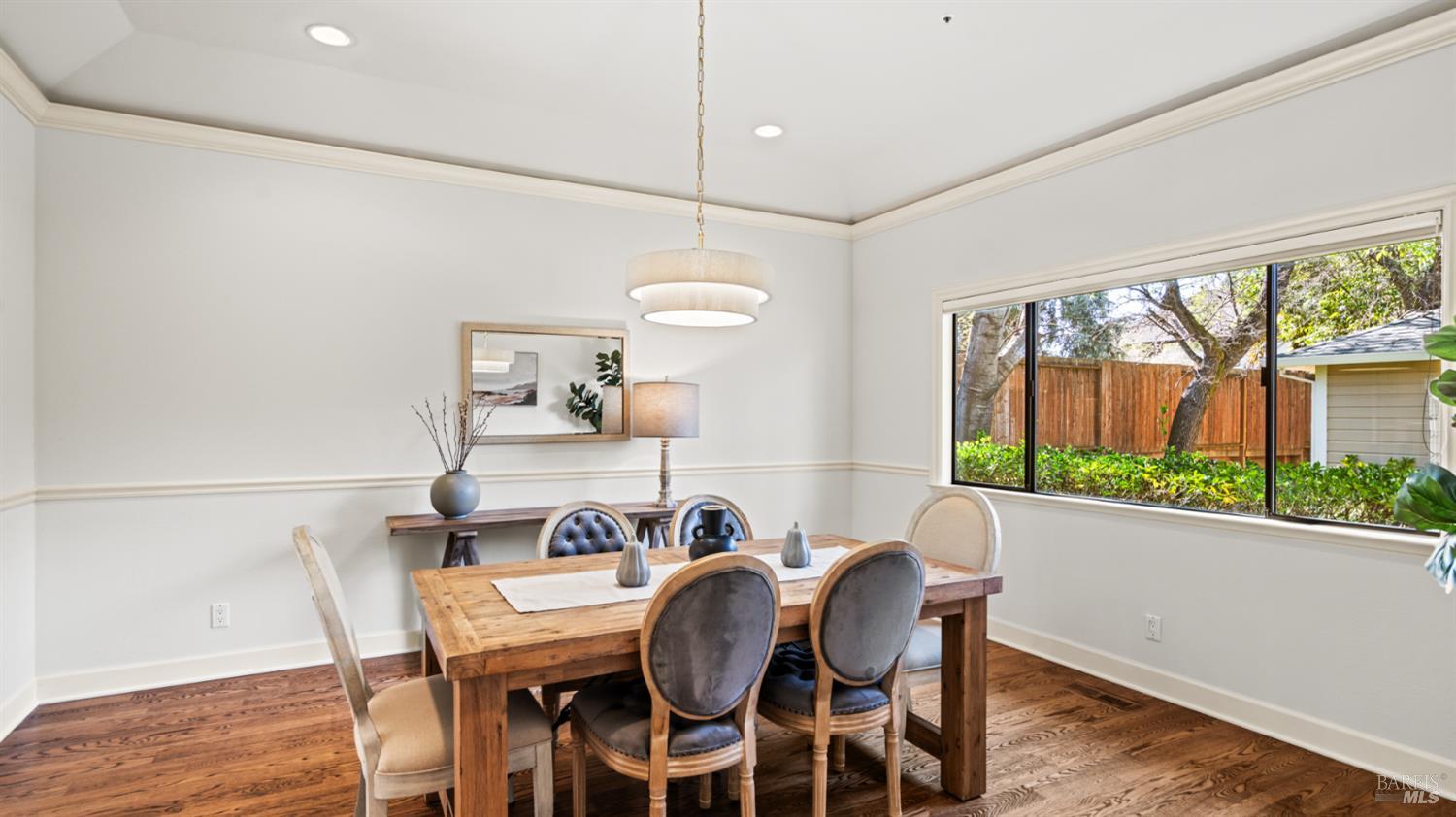 11 Saddlebrook Court