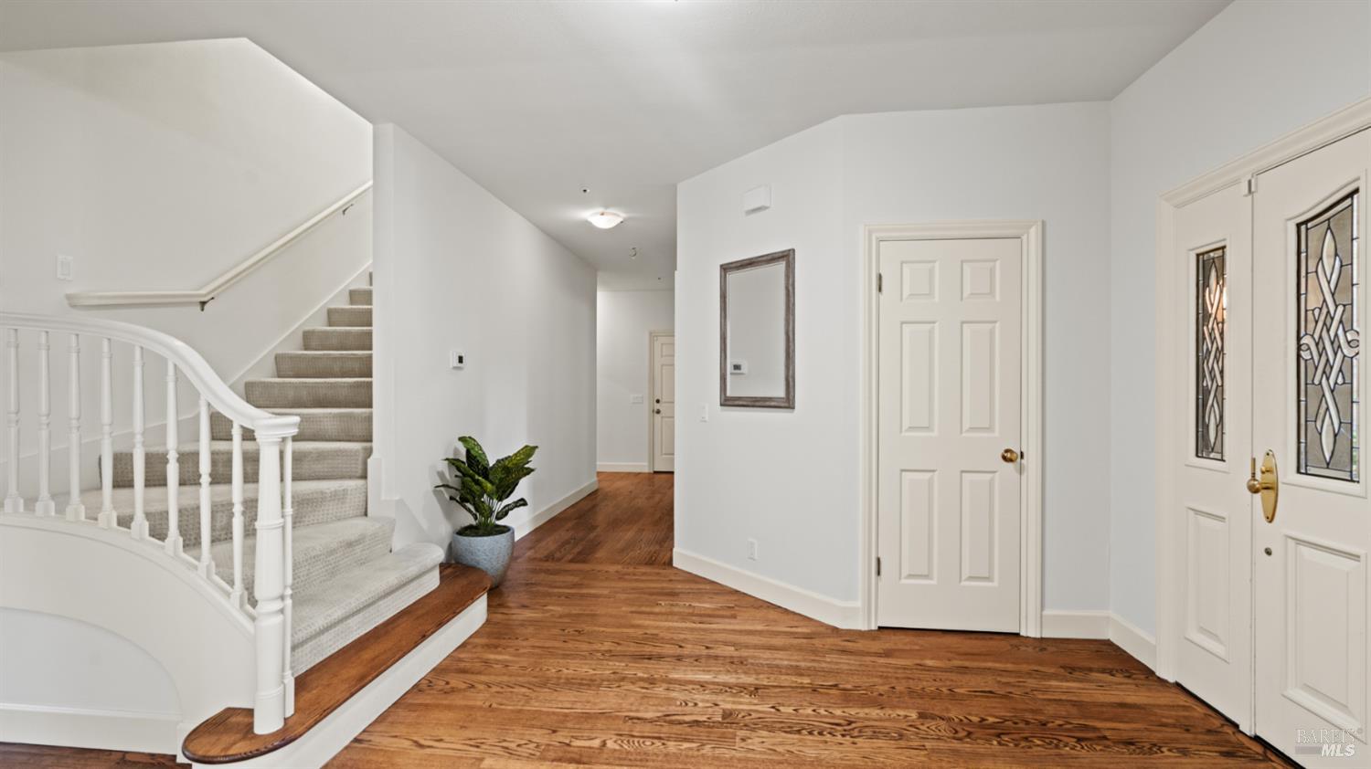 11 Saddlebrook Court