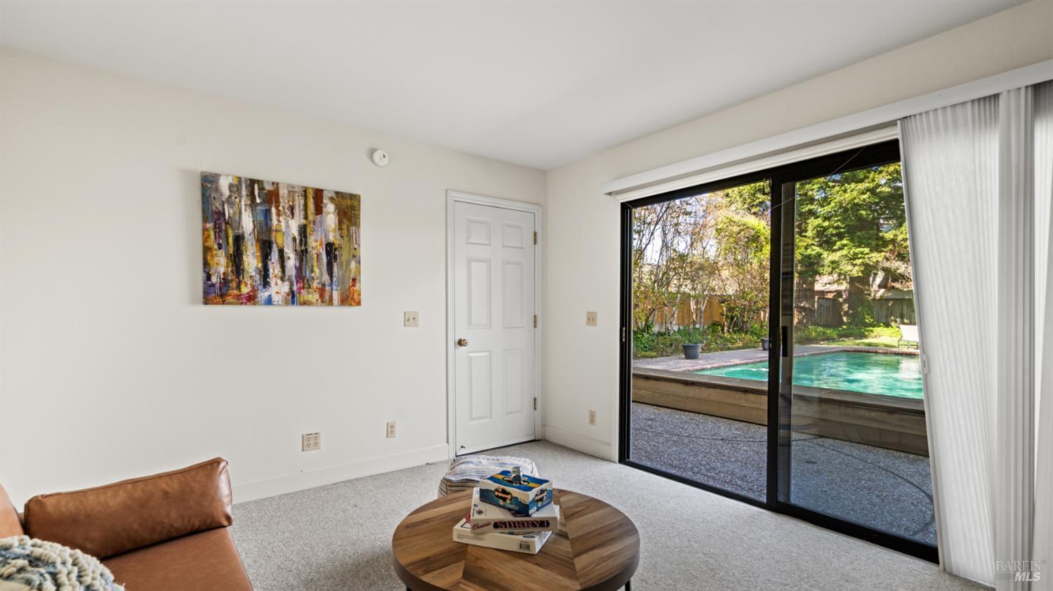 11 Saddlebrook Court