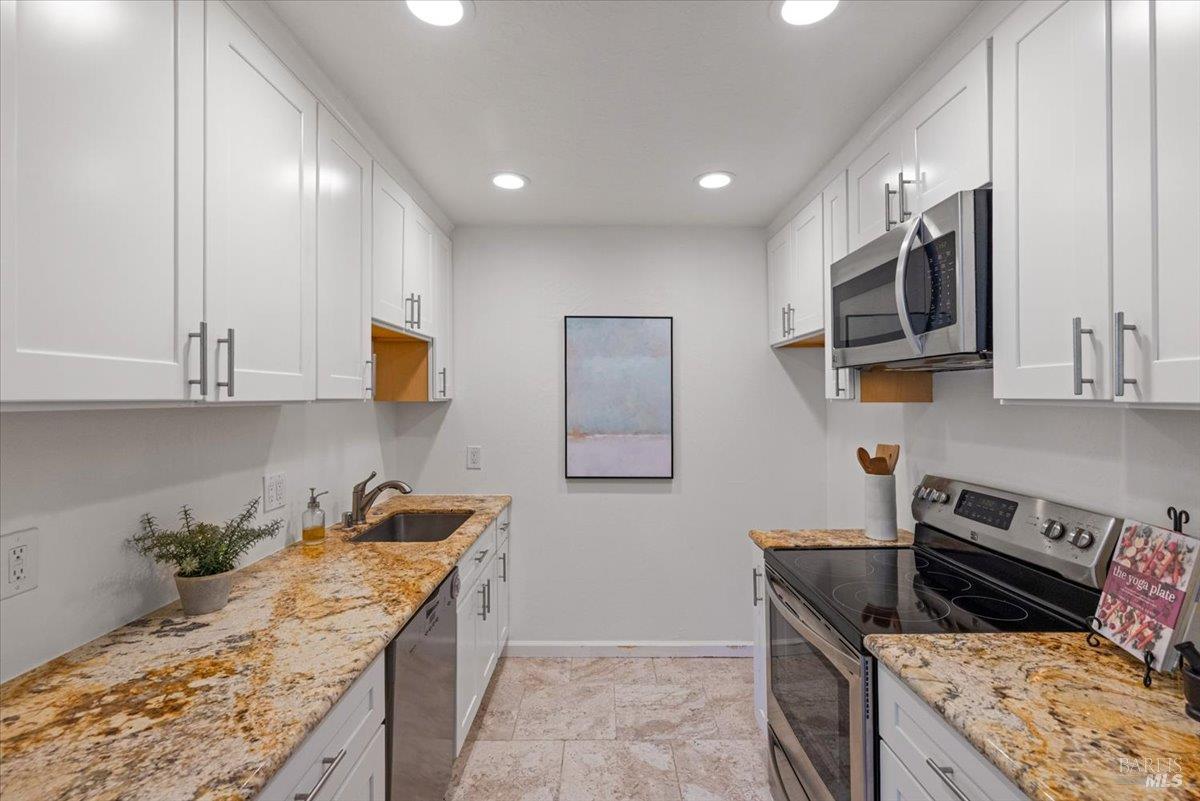 1548 Center Road Unit: #23