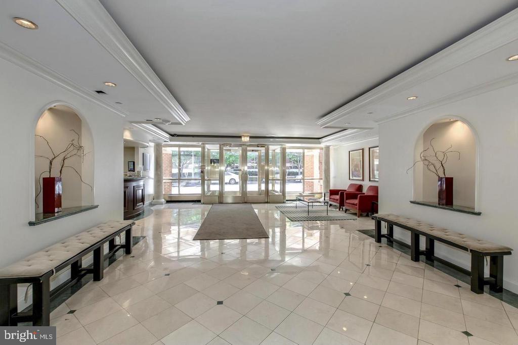 2301 N St NW #214