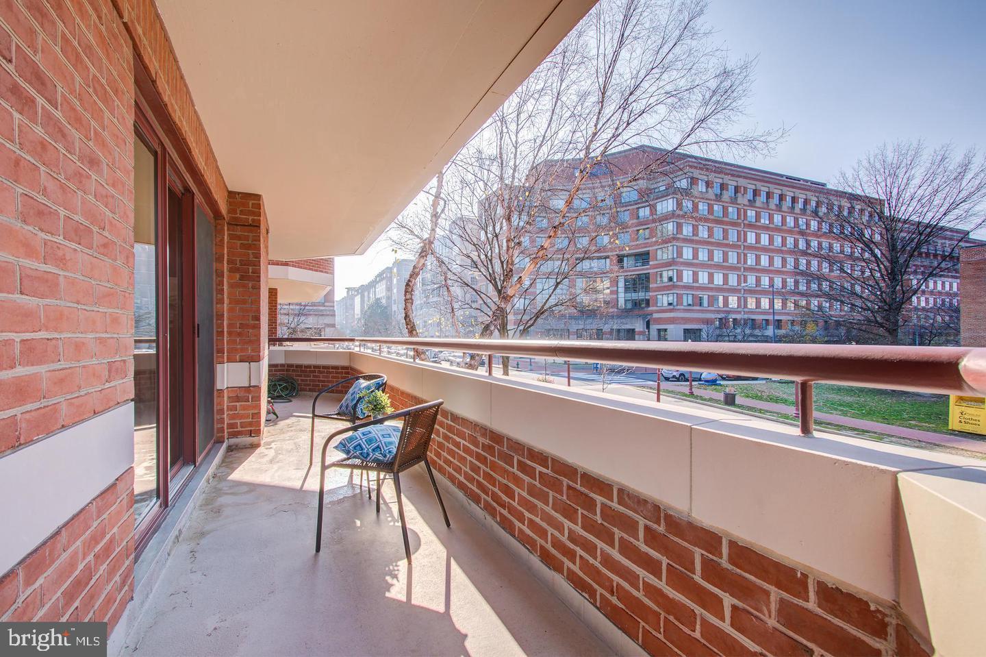 2301 N St NW #214