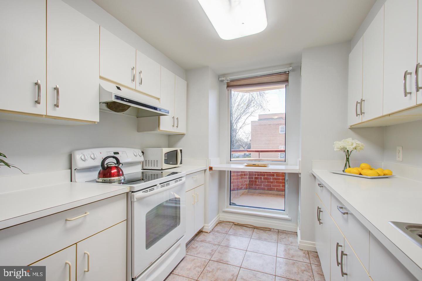 2301 N St NW #214