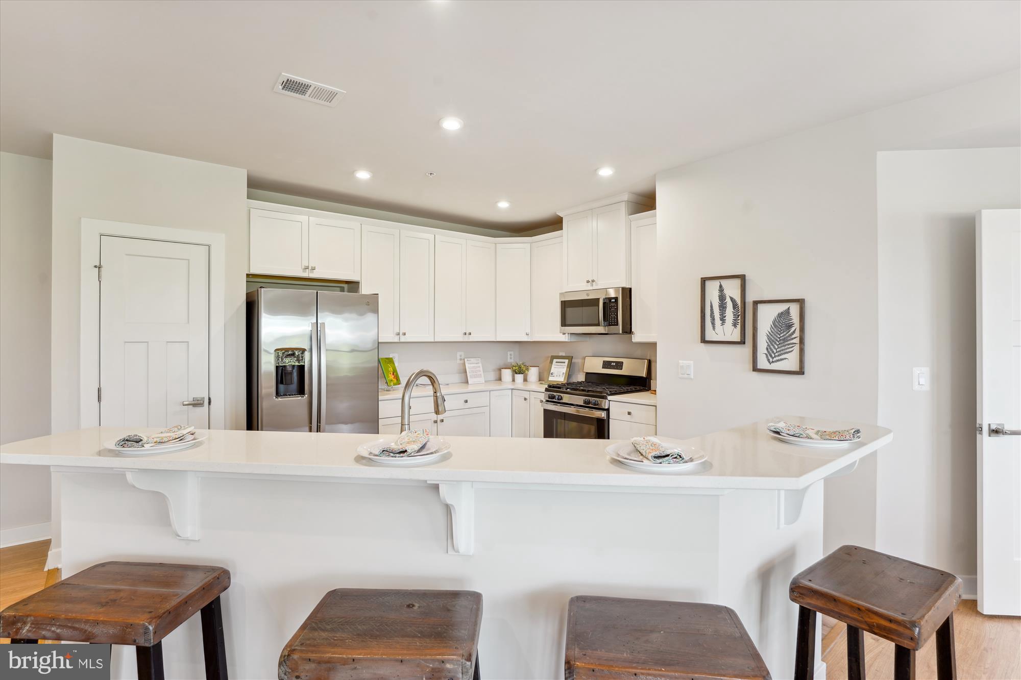 3520 Starlight St #102