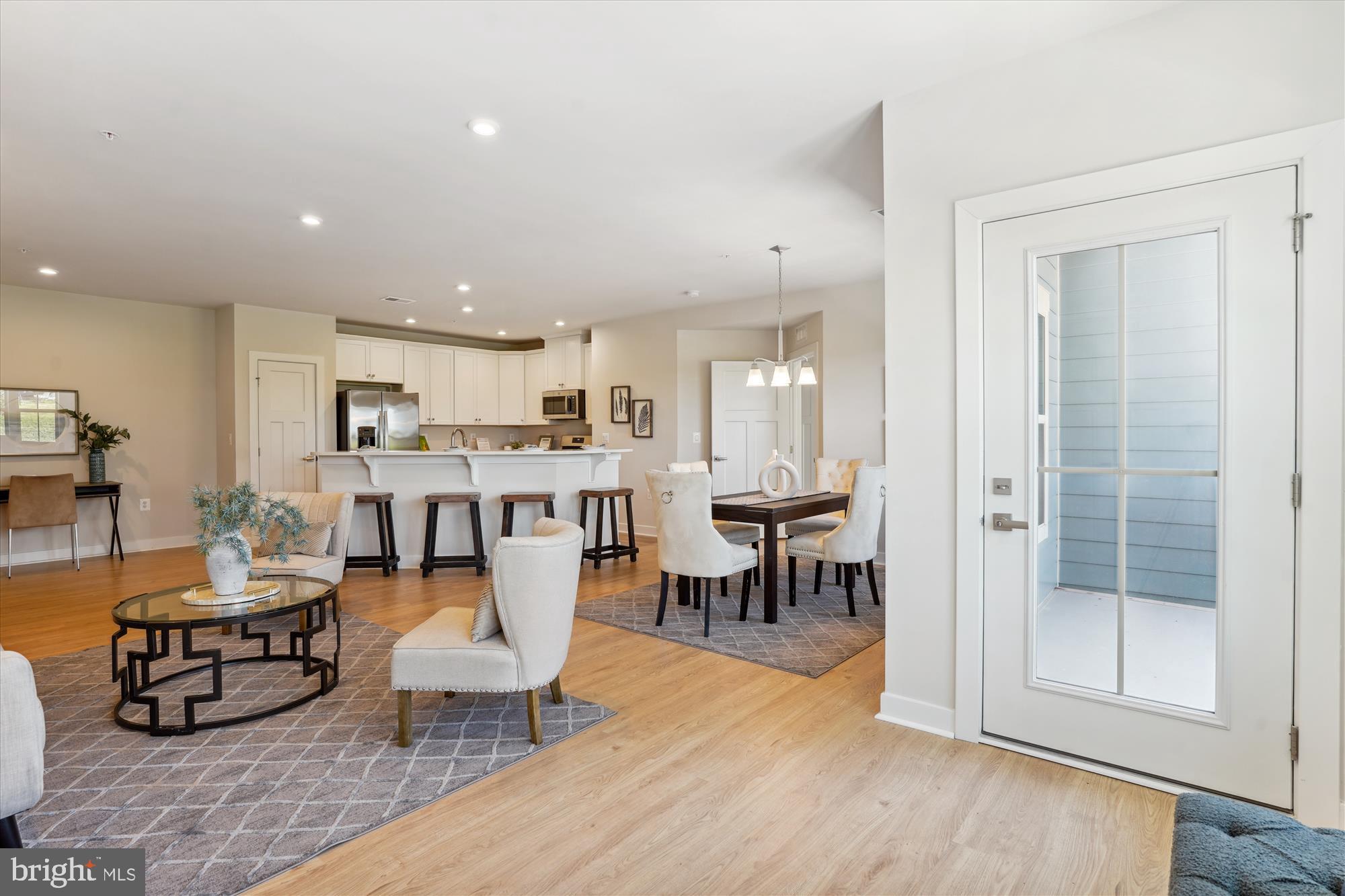 3520 Starlight St #102