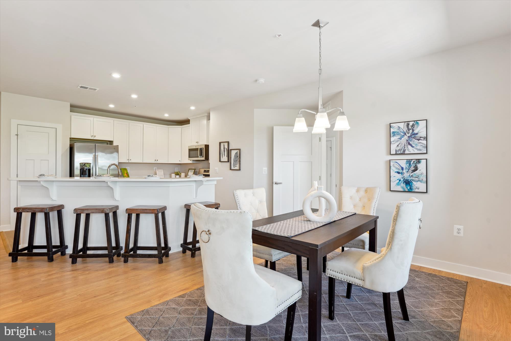 3520 Starlight St #102