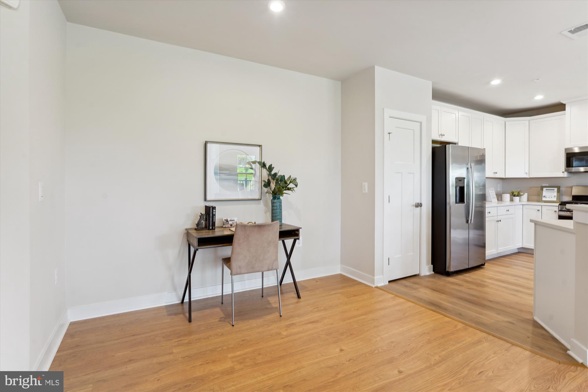 3520 Starlight St #102