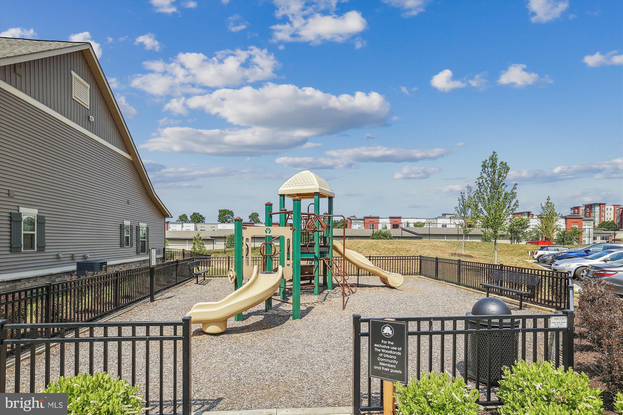 3520 Starlight St #102