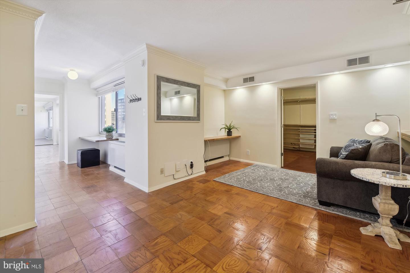 4515 Willard Ave #1102s