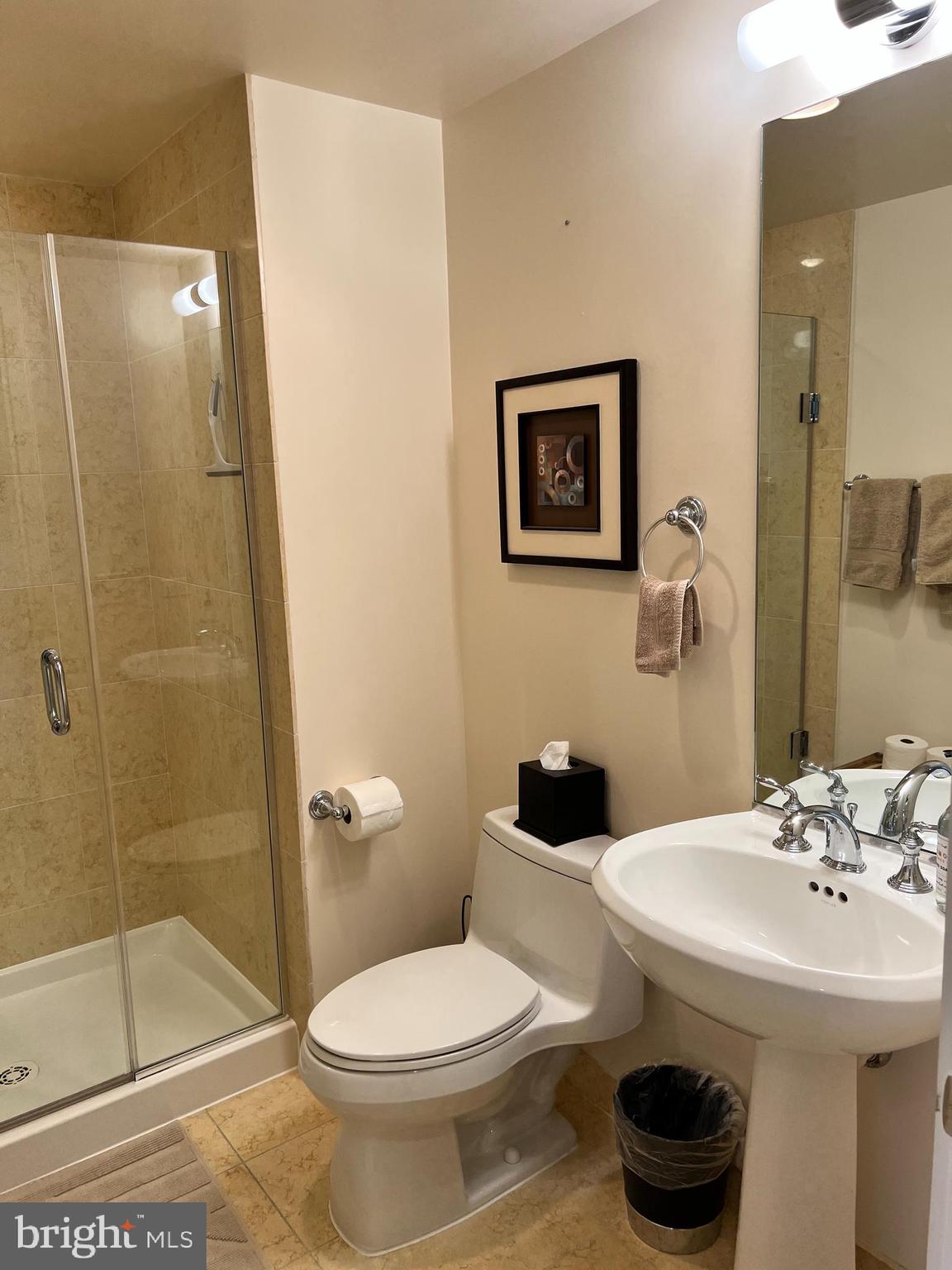 6820 Wisconsin #5004