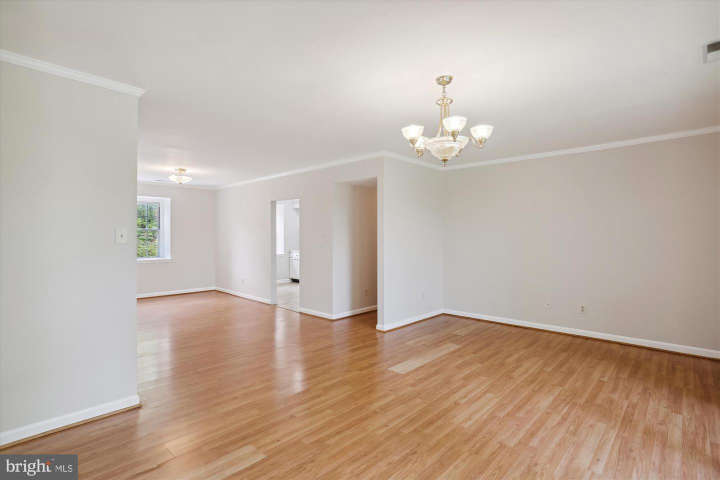 770 Quince Orchard Blvd #201