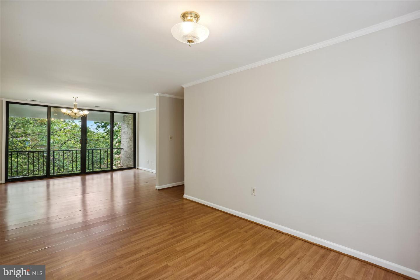 770 Quince Orchard Blvd #201