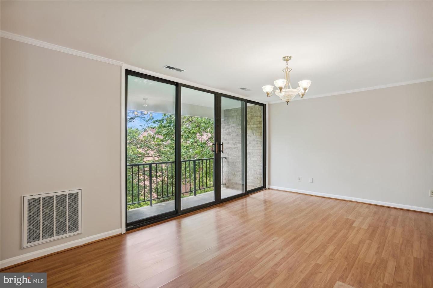 770 Quince Orchard Blvd #201