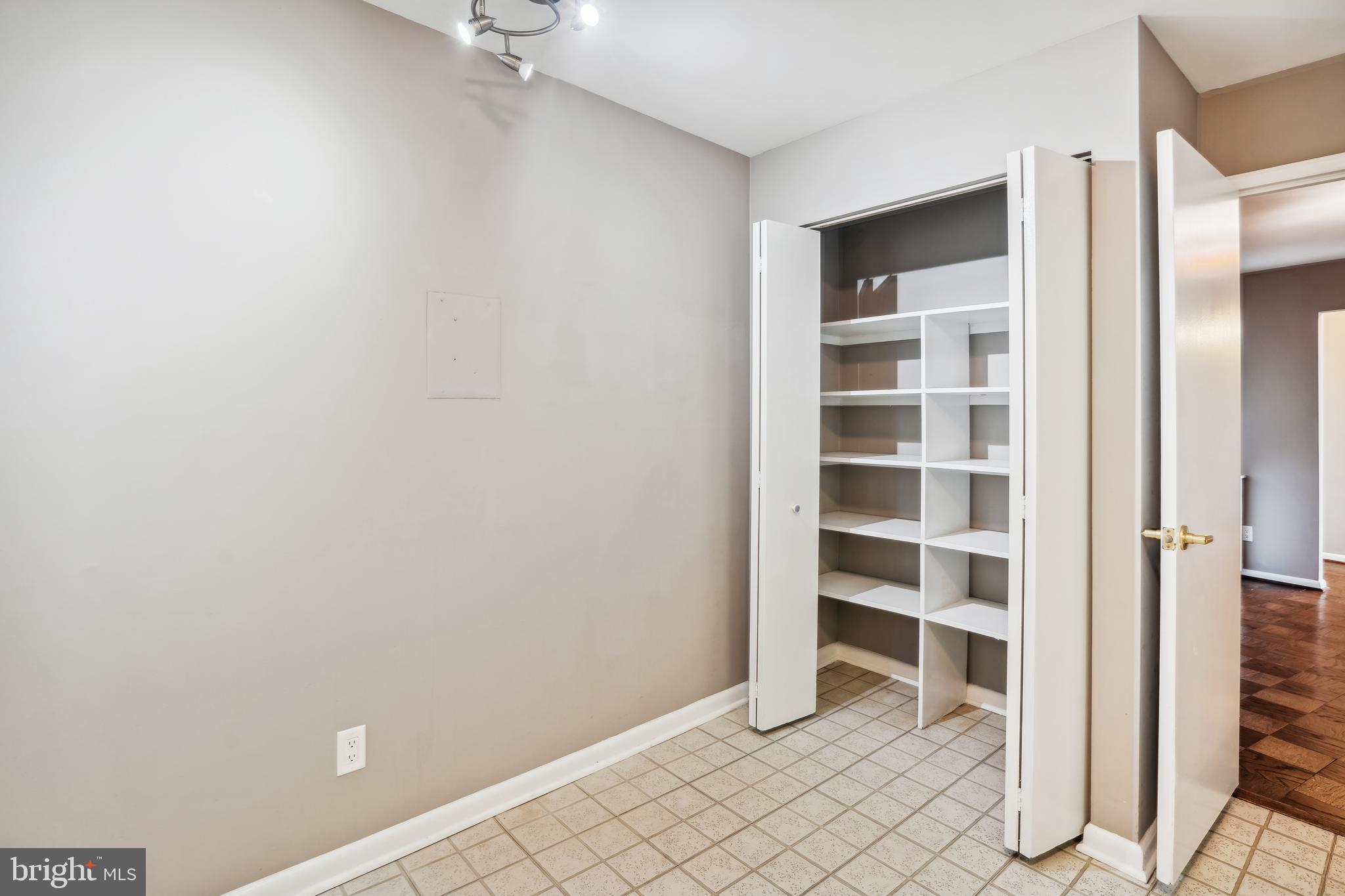 4620 N Park Ave #1106e