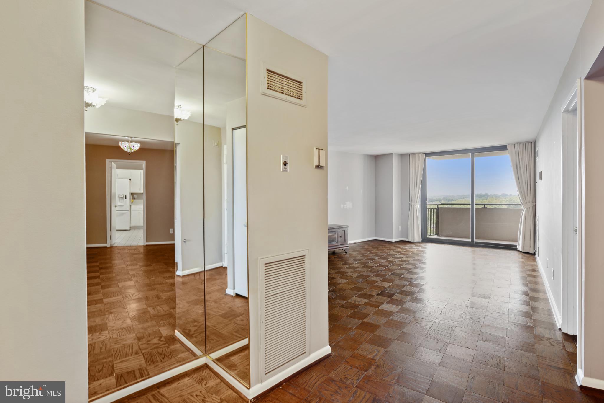 4620 N Park Ave #1106e