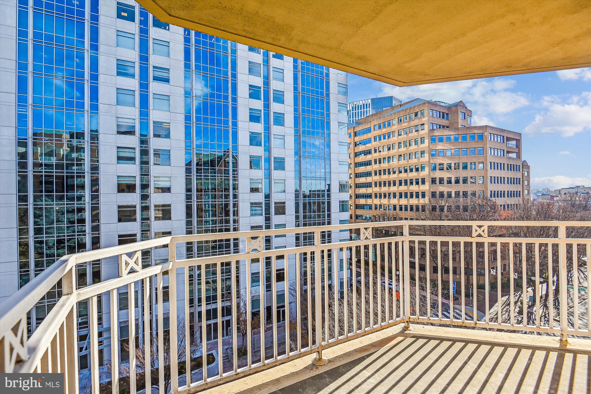 7500 Woodmont Ave #S706