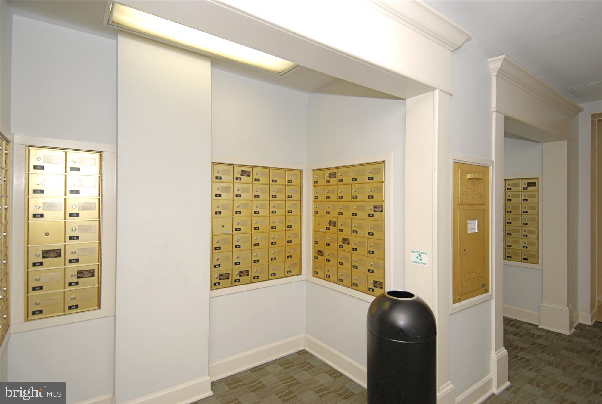 7500 Woodmont Ave #S706