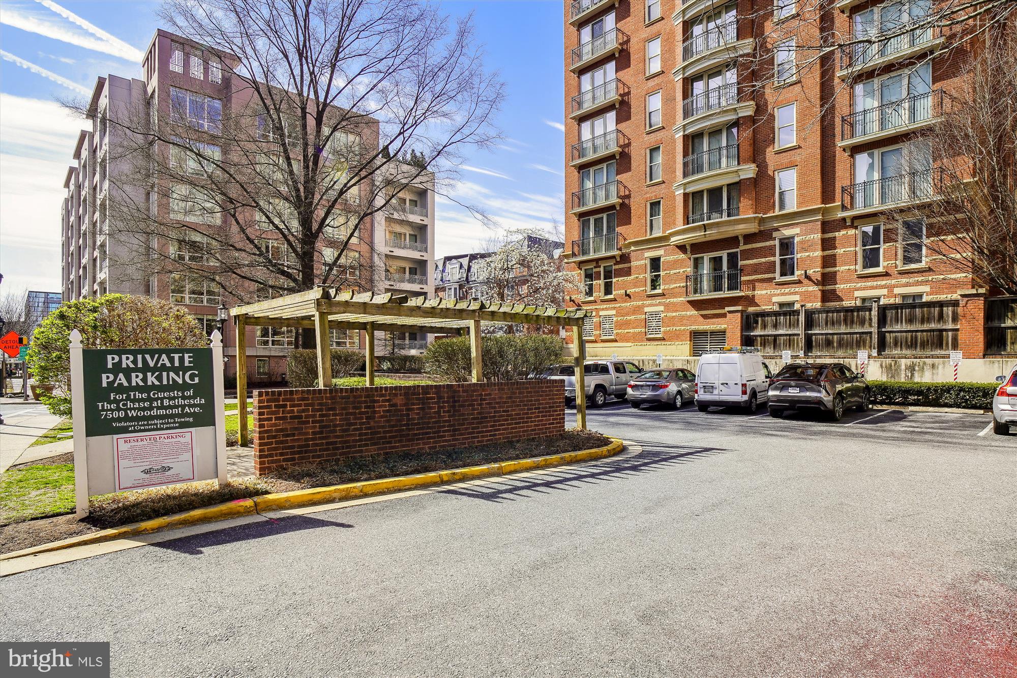 7500 Woodmont Ave #S706