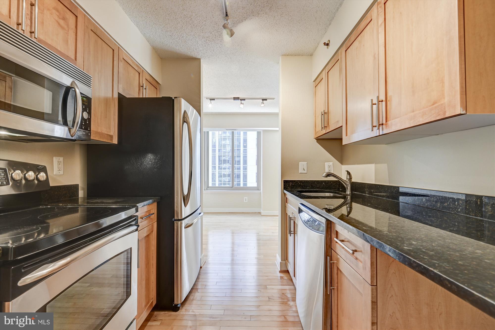 7500 Woodmont Ave #S706