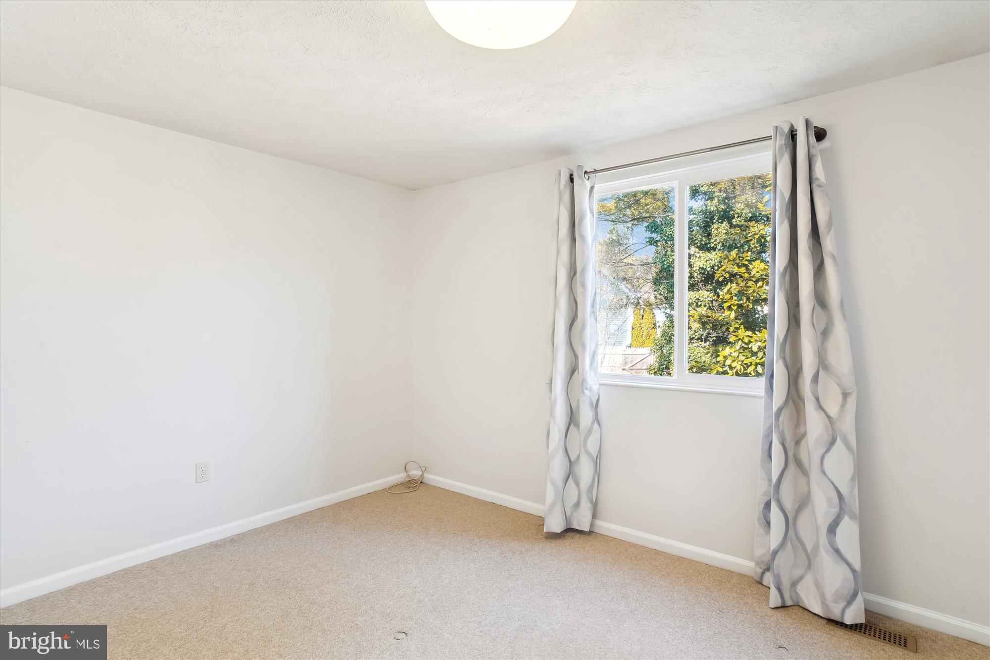 20808 Severndale Ter