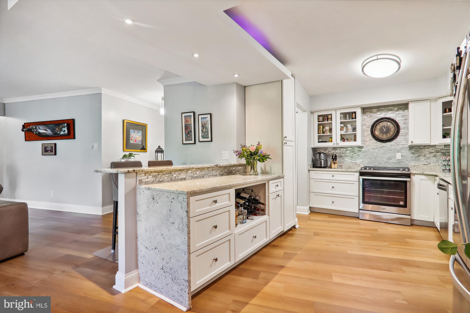 4620 N Park Ave #408e