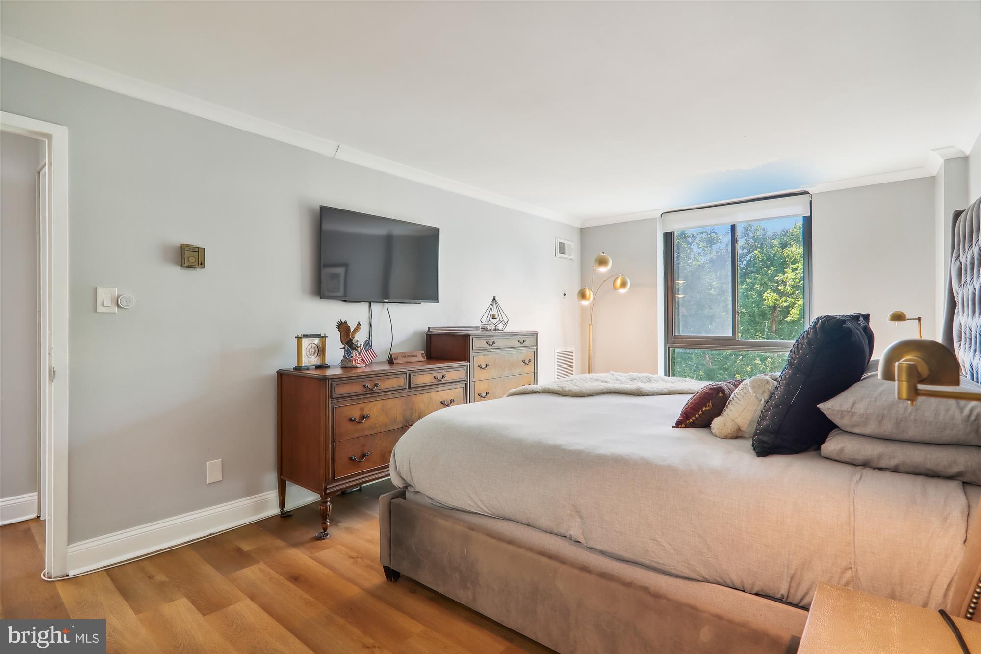 4620 N Park Ave #408e