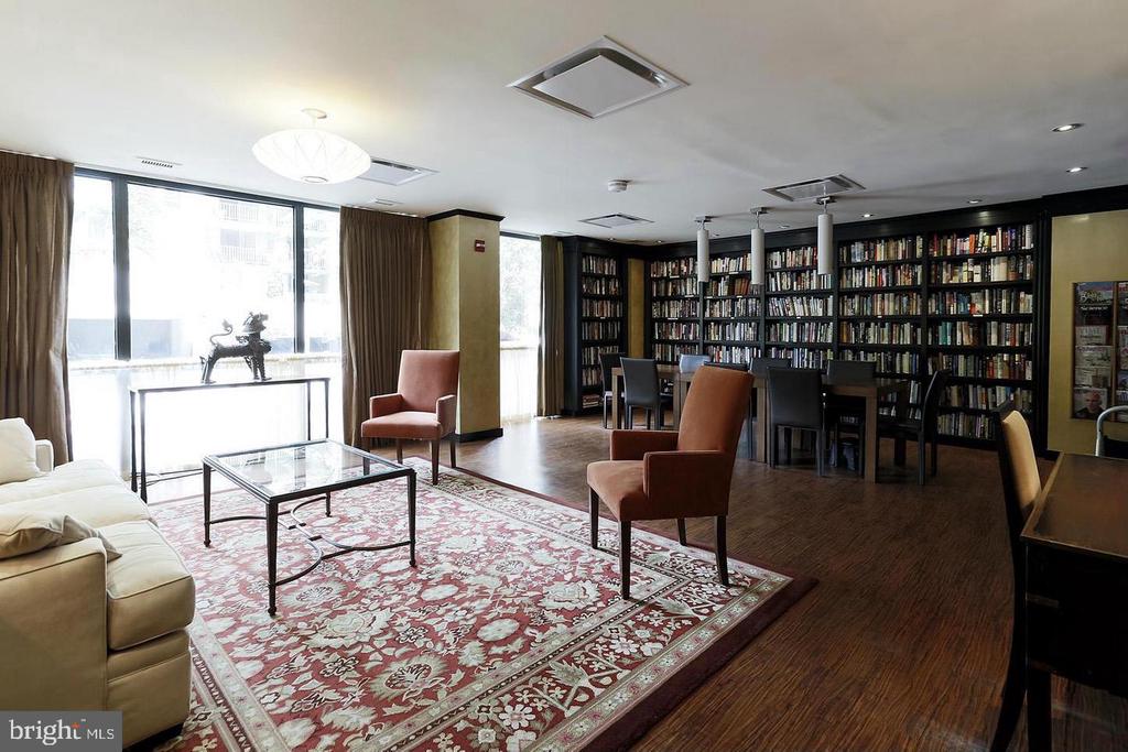 4620 N Park Ave #408e