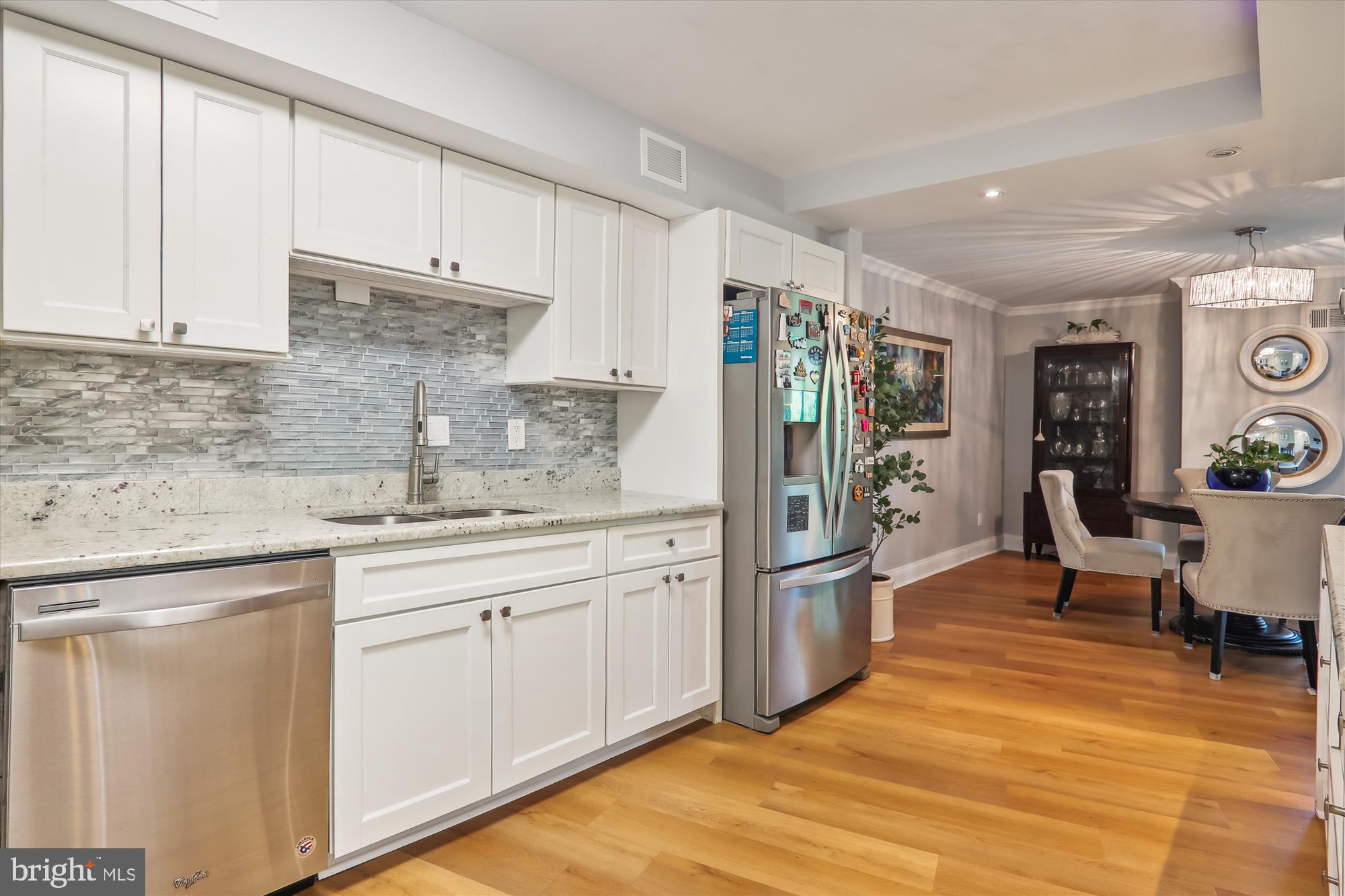 4620 N Park Ave #408e