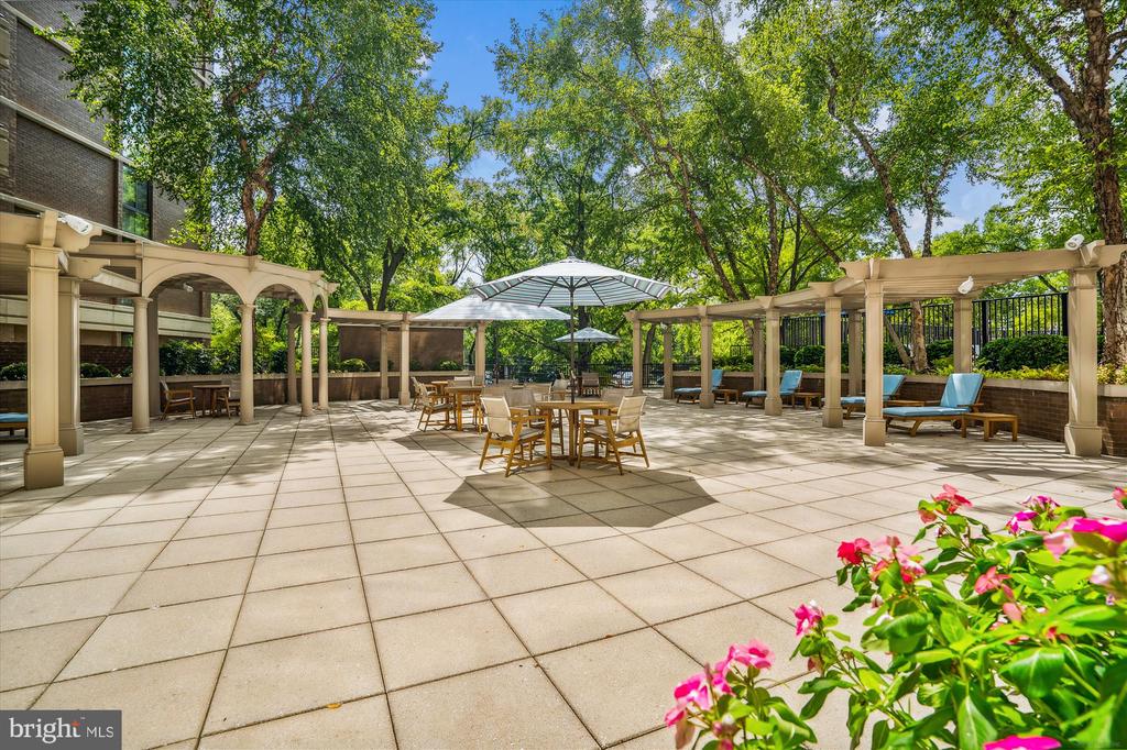 4620 N Park Ave #408e