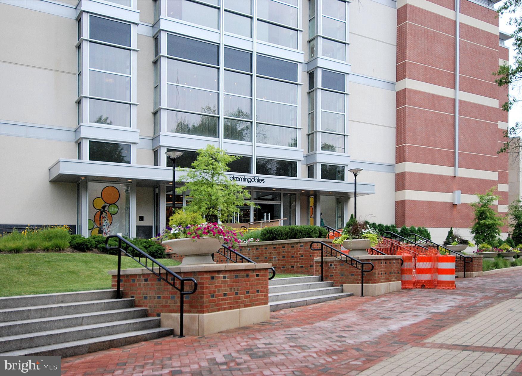 4620 N Park Ave #408e